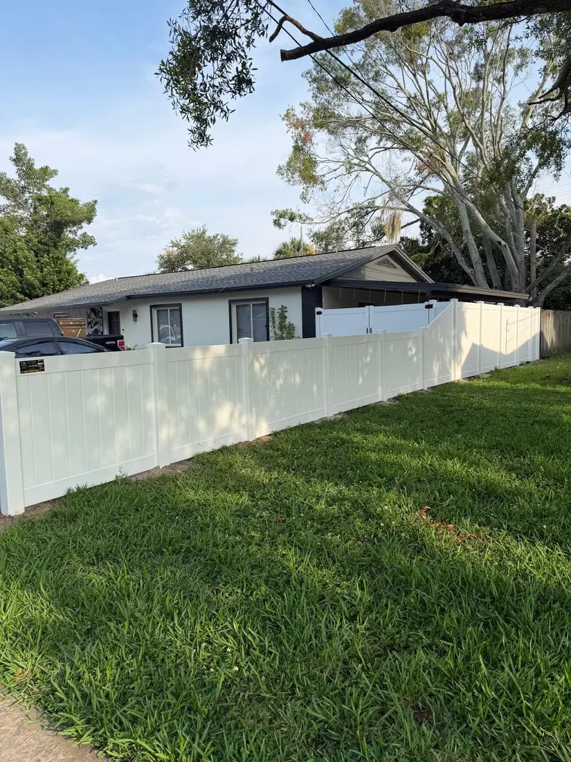 Vinyl privacy fence and gate hardware